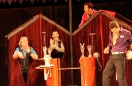 Circo "Cabaret  Elegance". Cia. Elegants