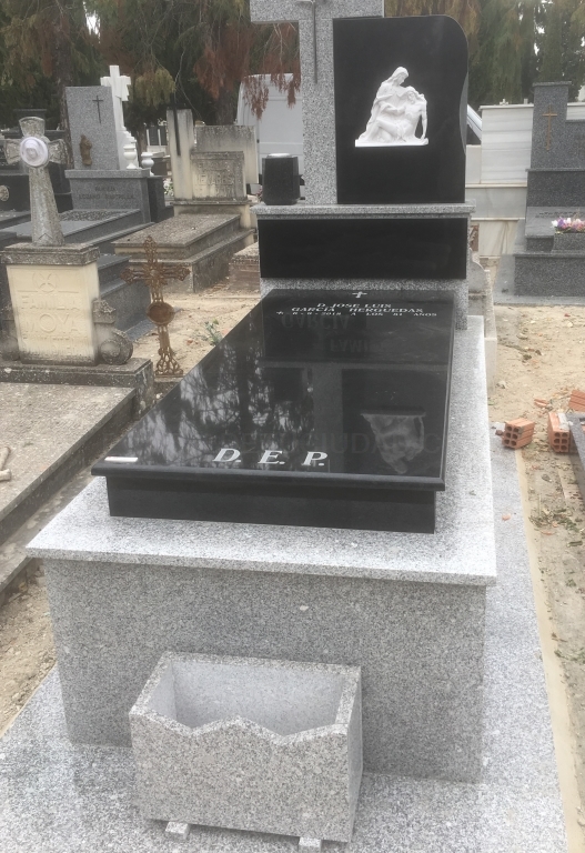 panteones valladolid