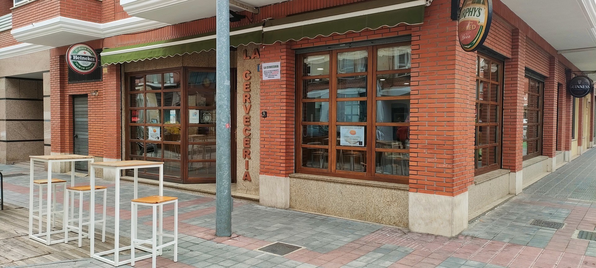 La Cervecería San José Pintor Oliva