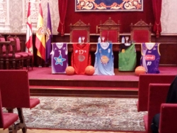 La Diputación firma sendos convenios con distintos clubes de baloncesto de la provincia de Palencia por valor de más de 135.000 euros.