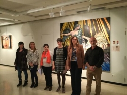 Más de 800 personas han pasado ya a visitar la colección de obras de pintura y poesía en la Sala Don Sancho