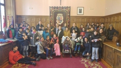 Alumnos y profesores del Centro de Educación Especial de Carrechiquilla visitaron el Ayuntamiento