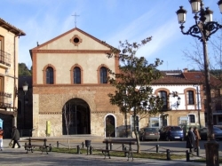 El delegado territorial visita las obras de restauración de la iglesia de San Miguel en Saldaña