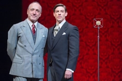 El Principal acoge la adaptación teatral de la oscarizada película ‘El discurso del Rey’ protagonizada por Adrián Lastra (Velvet)