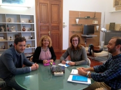 La Diputación estudiará el proyecto de construcción de un puente sobre el arroyo El Valle