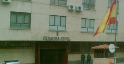 La Guardia Civil detiene al presunto autor de varios delitos de robo en viviendas de la localidad de Venta de Baños.