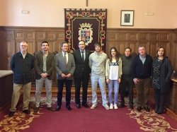 Alfonso Polanco, Alcalde de Palencia, recibe la visita de Oscar Husillos y Carla Gallardo.