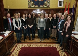 La presidenta de Diputación firma los convenios de colaboración con 17 ayuntamientos de la provincia para la continuidad del programa Crecemos