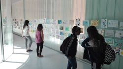 El Ayuntamiento de Palencia acoge la exposición del I Concurso de Dibujo 'Me gusta la leche' organizado por Quesos Cerrato