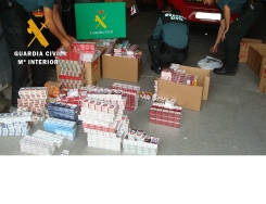 La Guardia Civil inmoviliza 2.684 cajetillas de tabaco nacional, de diferentes e importantes marcas comerciales