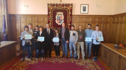 El Alcalde agradeció a los premiados del III Concurso de Fotografía de San Antolín su implicación para promocionar nuestra ciudad
