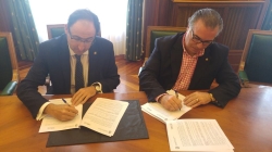 El Ayuntamiento firma un convenio de colaboración con la Hermandad de Cofradías para la realización del IV Encuentro Nacional de Jóvenes Cofrades