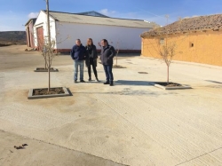 La presidenta de la Diputación conoce las obras llevadas a cabo en Villabasta de Valdavia