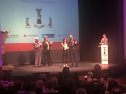 Gerardo Cisneros, Sara Bayón, Club Deportivo Maristas y la delegación de Balonmano protagonistas de los Premios del Deporte Palentino 2016.