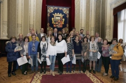 Homenaje a los empleados públicos en la institución provincial y felicitación navideña