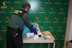 La Guardia Civil detiene a dos personas en Aguilar de Campóo, por un delito contra la salud pública, por tráfico de drogas