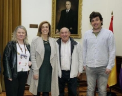 Compromiso para una solución a la junta vecinal de Puentetoma para la adecuación de la Casa Concejo