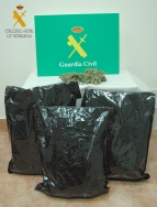 La Guardia Civil detiene en el intercambiador de viajeros de Quintana del Puente, a un joven, como presunto autor de un delito contra la salud pública