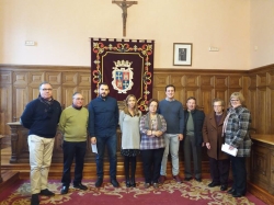 La familia Soto Diago y la Cofradía del Santo Sepulcro recibieron los premios como vencedores del XXXVIII Concurso de Belenes 'Antonio Lafuente'