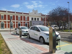 Ayuntamiento, Renfe, Respiro Car Sharing y Dornier lanzan la segunda edición de la campaña 'La Semana Santa de Palencia a la velocidad de la luz'