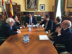 El Alcalde traslada a la Cámara de la Propiedad Urbana la idoneidad de vincular las bonificaciones en el IBI a la actividad económica de la ciudad