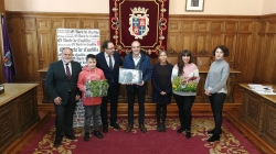 El Alcalde de Palencia, Alfonso Polanco entregó hoy los premios de IX Maratón Fotográfica Norte de Castilla