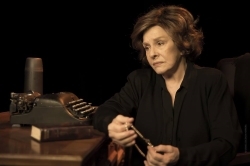 La actriz vallisoletana Lola Herrera recala mañana en el Principal con ‘Cinco horas con Mario’
