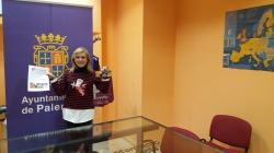 Nieves Ortega se alzó con el primer premio del sorteo de la Showpping Day dotado con 1.000 euros
