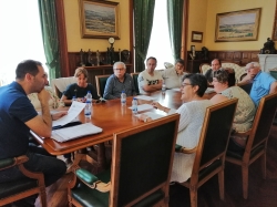 El Alcalde de Palencia, Mario Simón, se reune con representantes vecinales