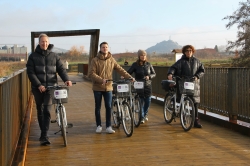 El Ayuntamiento de Palencia inaugura los 3 km de vía ciclista que permiten sortear el río Carrión y el Canal