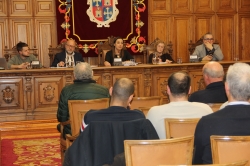 El Ayuntamiento informa a las Asociaciones de Vecinos de los presupuestos y de la partida dedicada a las inversiones en barrios