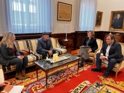Castrillo de Villavega solicita a la Diputación ayuda para el acondicionamiento de una de las viviendas destinadas al alquiler