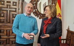 La presidenta de la Diputación, Ángeles Armisén, recibió en visita institucional al recién nombrado vicerrector del Campus, Julio javier Diez Casero