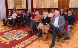 La Diputación reúne a los productores del Club Alimentos de Palencia para informarles sobre el proyecto de mercado en el Camino de Santiago