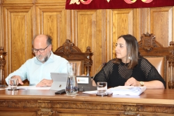 El pleno aprueba el Reglamento de la Plaza de Abastos y la nueva Ordenanza de Terrazas