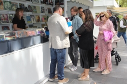 Sesiones de pinchadiscos y un stand de Lone Star, novedades de la 10ª Feria del Disco, CD y Vinilo