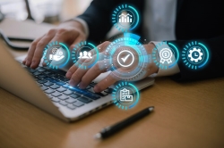 Amplía tus competencias digitales para mejorar tu empleabilidad con los cursos online de Fundae