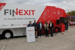 FINEXIT, el ‘escape room’ financiero que desafía a los estudiantes de Formación Profesional, se detiene en Palencia