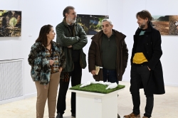 El artista leonés José María Barbán presenta en la Biblioteca de Palencia ‘Stalker in the land’, su personal homenaje a Tarkovski