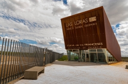 La Diputación de Palencia impulsa la digitalización de la Cueva de los Franceses con una página web y un gestor de reservas online