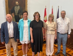 La Diputación estudiará la colaboración para recuperar una zona degradada en Villahán