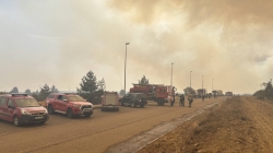 La Diputación ha movilizado a más de 70 bomberos y desplegado cerca de 30 medios materiales para ayudar a la extinción de los cuatro grandes incendios