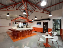 La estación de Palencia estrena cafetería para mejorar la experiencia de los viajeros