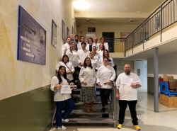 CETECE celebra la clausura del programa mixto con una competición gastronómica entre sus once graduados