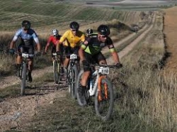 La Diputación de Palencia reconoce a los ganadores de los Circuitos Provinciales de Triatlón, Trail y BTT