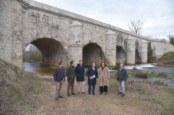 El Canal de Castilla inicia las obras de mejora de la accesibilidad al embarcadero de Carrecalzada y al acueducto de Abánades