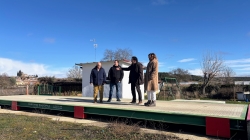 La presidenta de la Diputación pone en valor el acondicionamiento de la báscula municipal en Villanuño de Valdavia