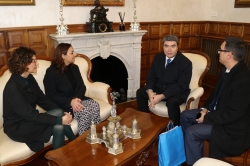 La alcaldesa de Palencia recibe al cónsul general de Rumanía para reforzar lazos institucionales y de integración