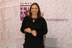 La alcaldesa, Miriam Andrés, retoma el programa 'Puerta a Puerta' para escuchar directamente las demandas de los vecinos