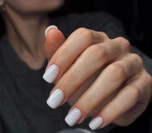 Base de uñas semipermanente para principiantes: lo que debes saber antes de empezar